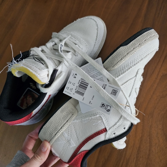 Reebok Street Fighter x Club C 85 Ryu Shoes Size 6 Women / 4.5 Men NWT - Picture 8 of 11